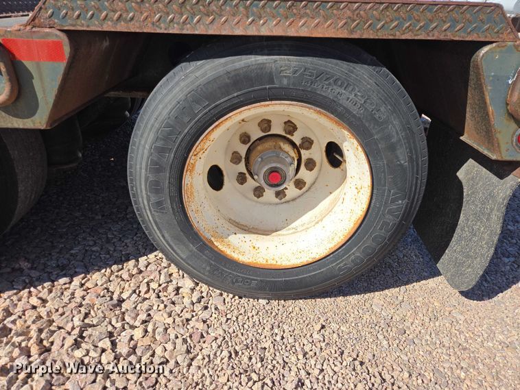 image for item ER1579 1990 Aspen lowboy equipment trailer