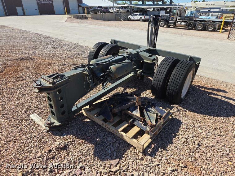 image for item ER1579 1990 Aspen lowboy equipment trailer