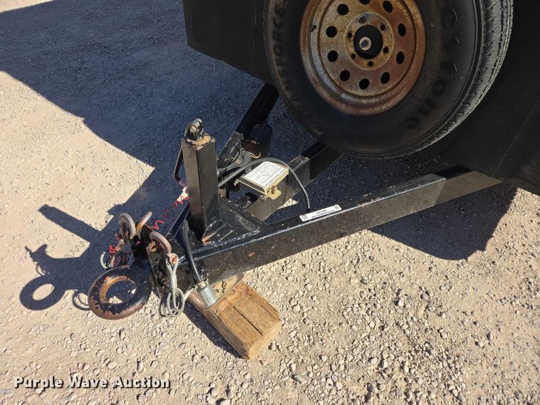 image for item ER1580 2006 Titan enclosed cargo trailer