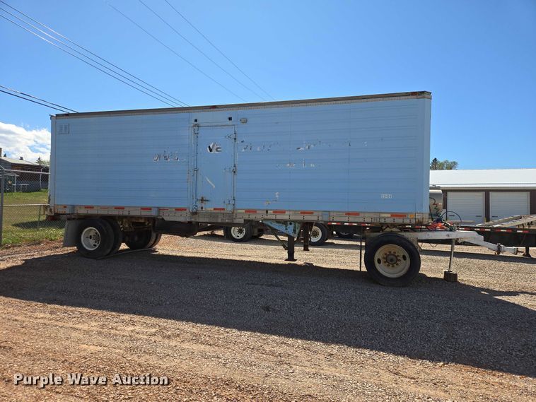 image for item ER1582 1975 American Trailers dry van trailer