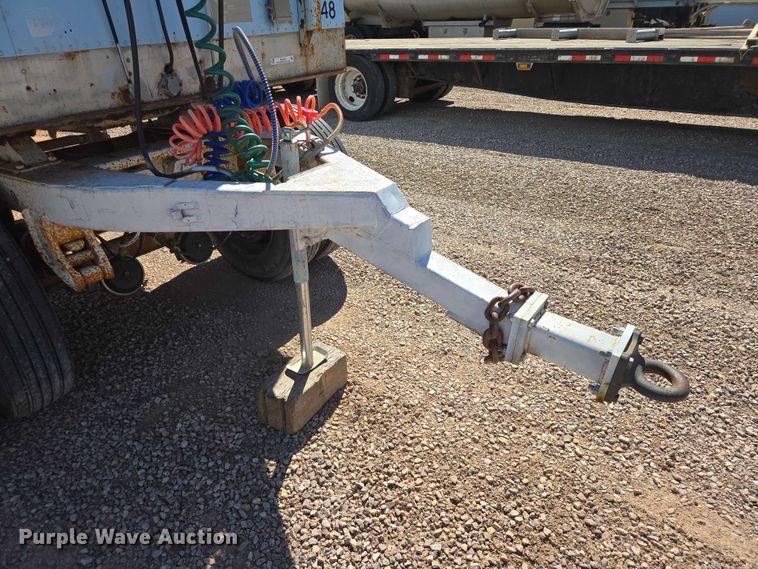 image for item ER1582 1975 American Trailers dry van trailer