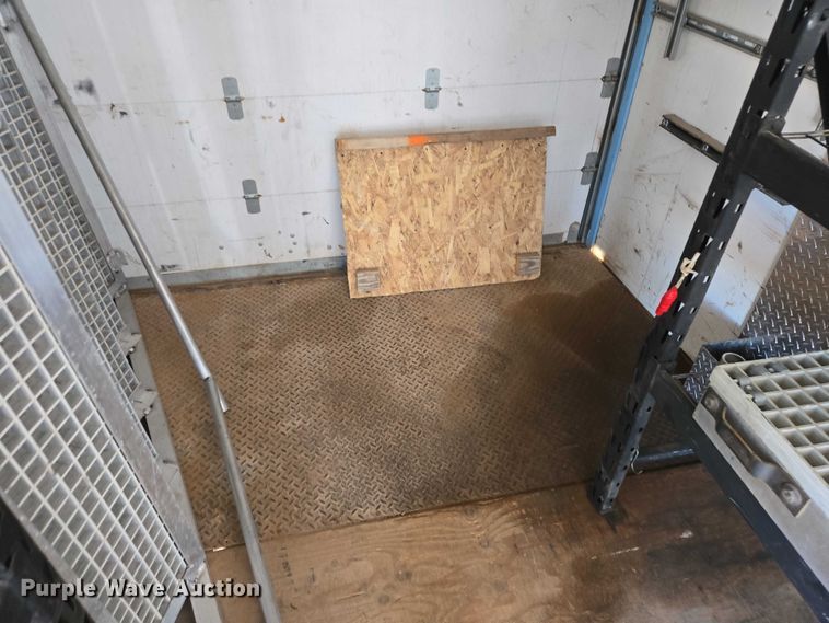 image for item ER1582 1975 American Trailers dry van trailer