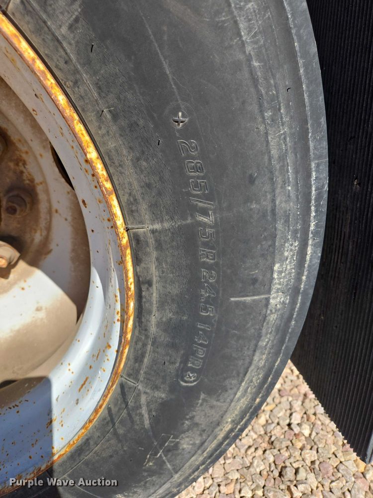 image for item ER1582 1975 American Trailers dry van trailer
