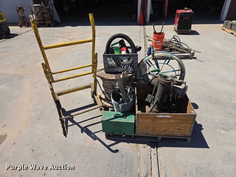 image for item ER1583 Greenlee 6001 cable puller