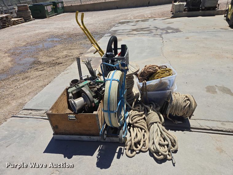 image for item ER1583 Greenlee 6001 cable puller