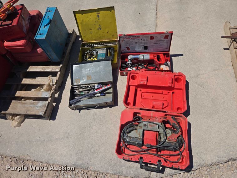 image for item ER1585 Milwaukee Tools