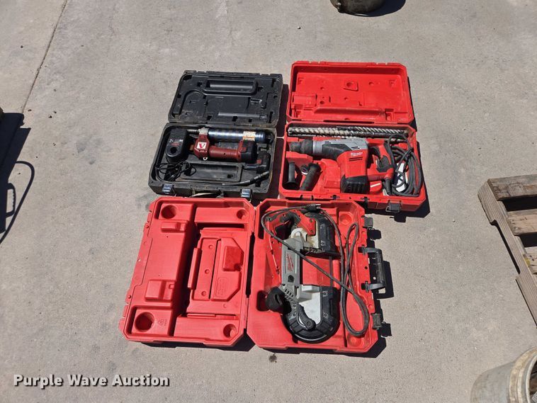 image for item ER1585 Milwaukee Tools