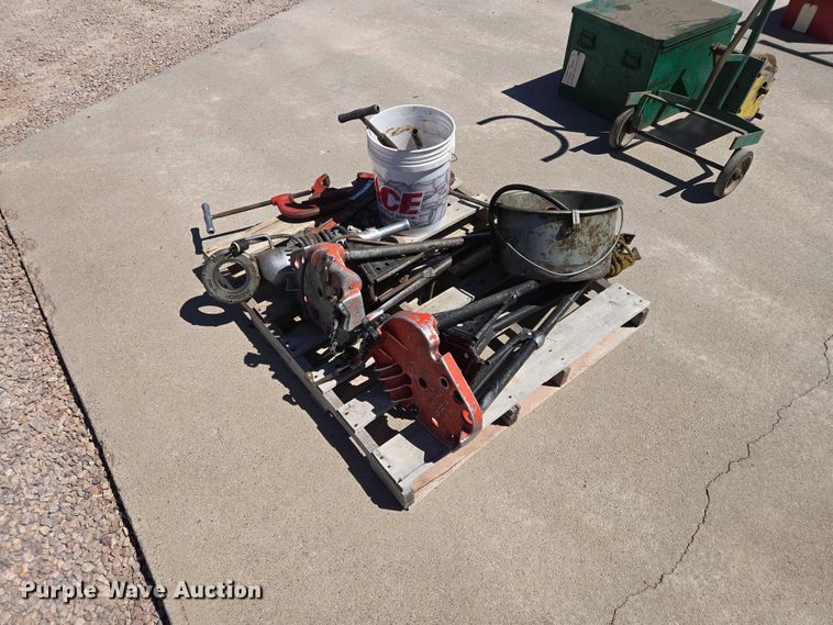 image for item ER1587 Rigid 700 pipe threader