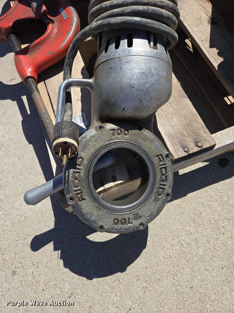 image for item ER1587 Rigid 700 pipe threader