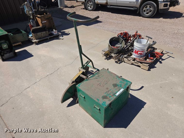 image for item ER1588 Greenlee 1818 pipe bender