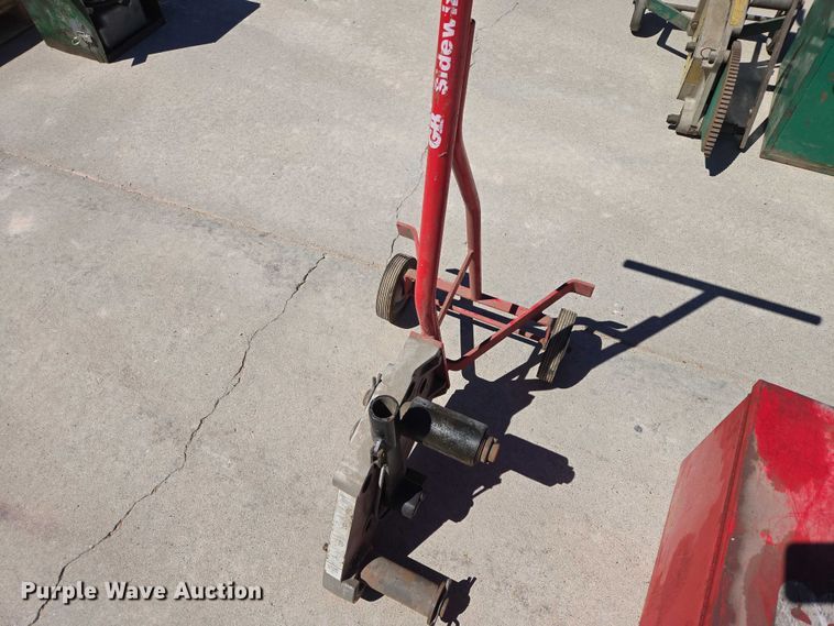 image for item ER1589 Gardner Bender pipe bender