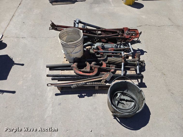 image for item ER1590 Rigid 700 pipe threader