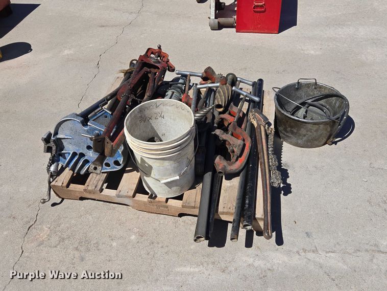 image for item ER1590 Rigid 700 pipe threader