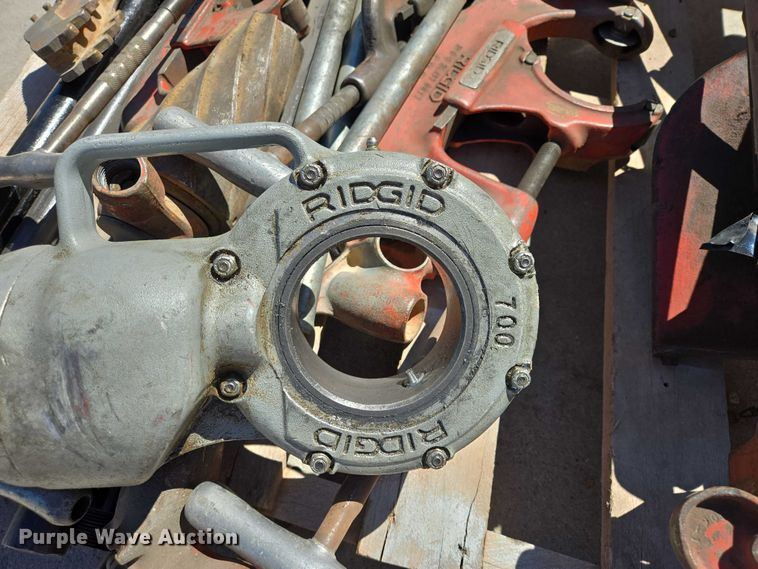image for item ER1590 Rigid 700 pipe threader