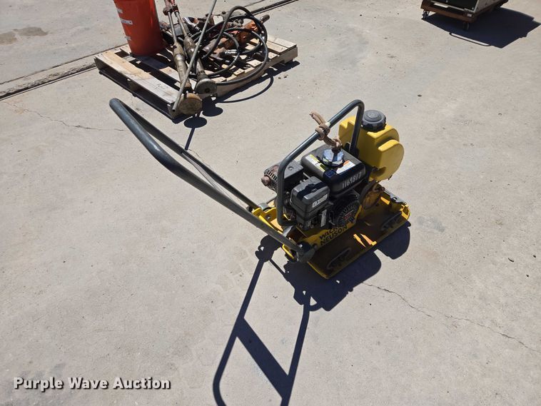 image for item ER1592 2010 Wacker Neuson VP 1550 plate compactor