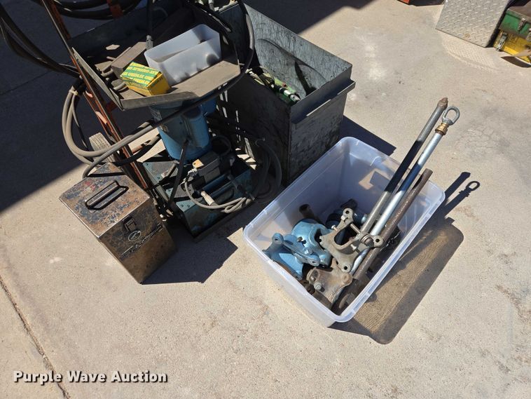 image for item ER1596 Roper Whitney HP501-B hydraulic hole punch