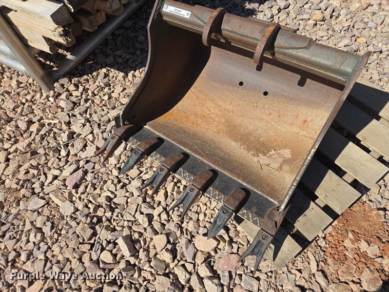 image for item ER1609 Bobcat excavator bucket