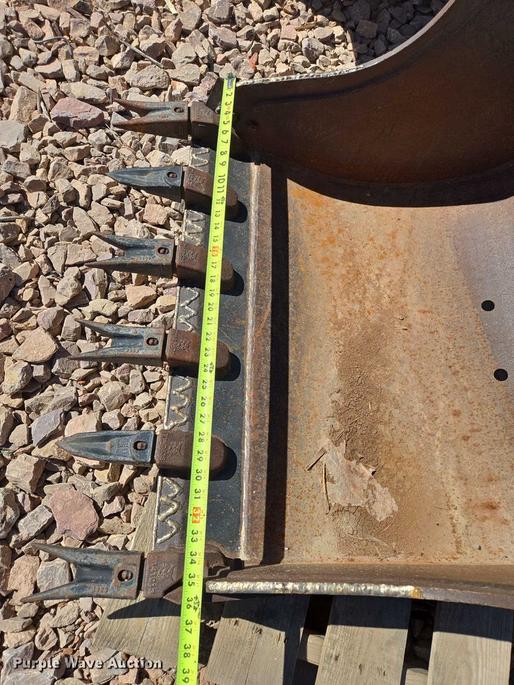 image for item ER1609 Bobcat excavator bucket