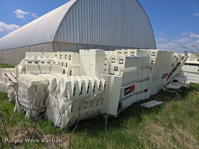 image for item ER1642 Logix concrete forms