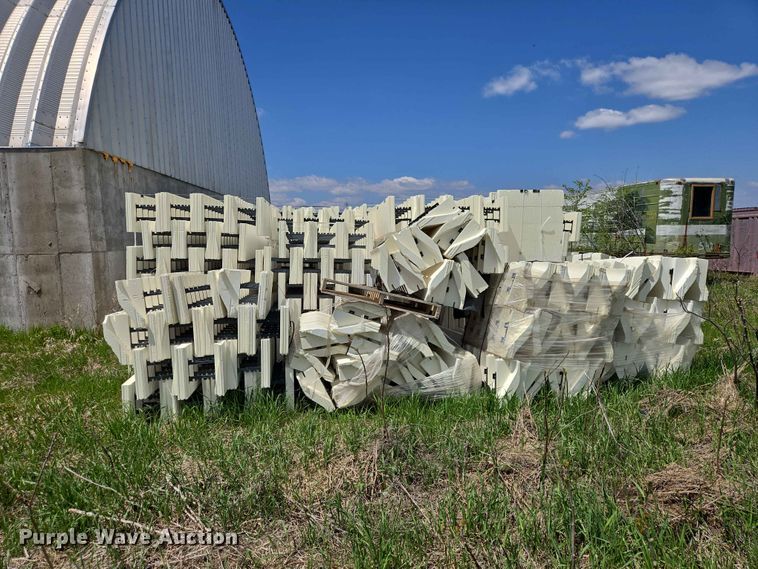 image for item ER1642 Logix concrete forms