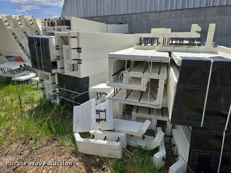 image for item ER1642 Logix concrete forms