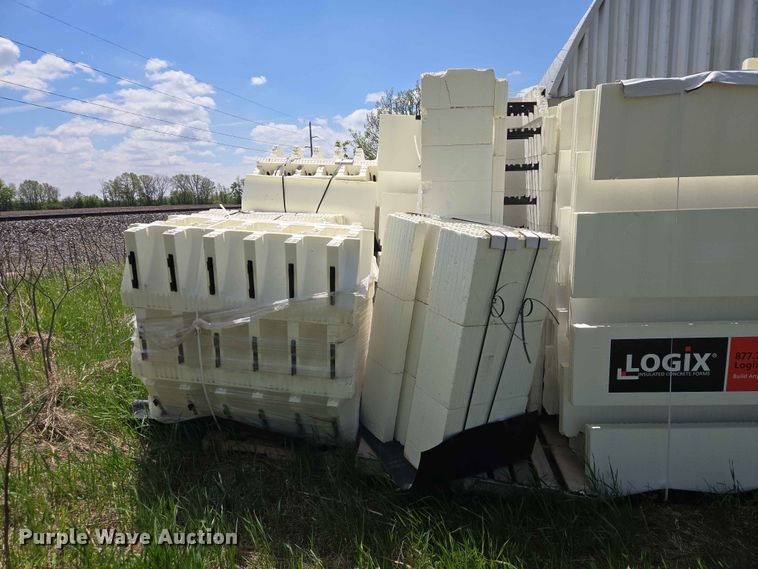 image for item ER1642 Logix concrete forms
