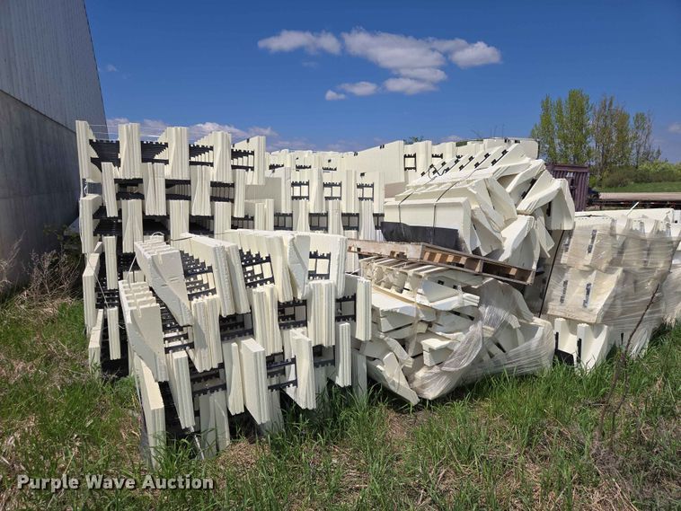 image for item ER1642 Logix concrete forms