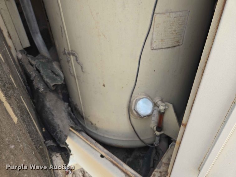 image for item ER1650 Ingersoll Rand 1300 air compressor