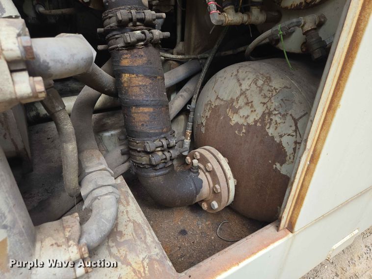 image for item ER1651 Ingersoll Rand 1600 air compressor