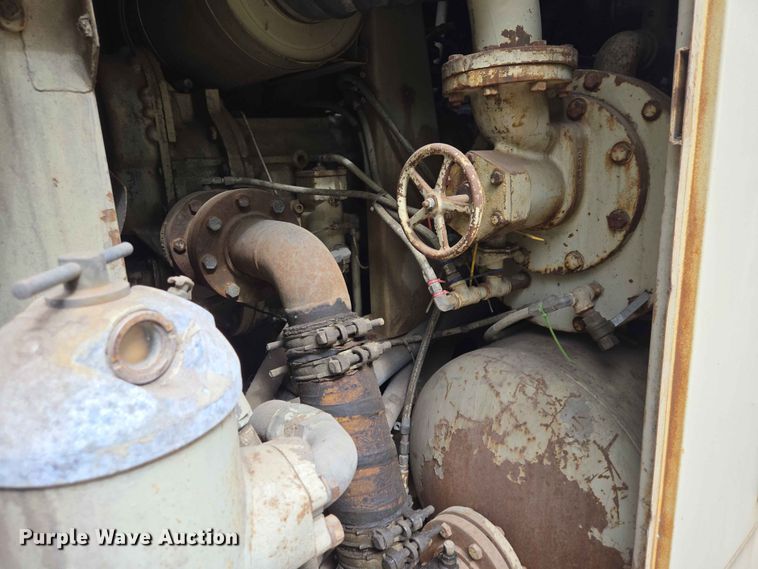 image for item ER1651 Ingersoll Rand 1600 air compressor