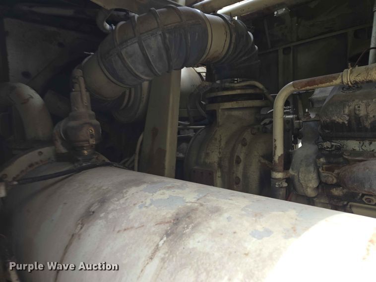 image for item ER1651 Ingersoll Rand 1600 air compressor