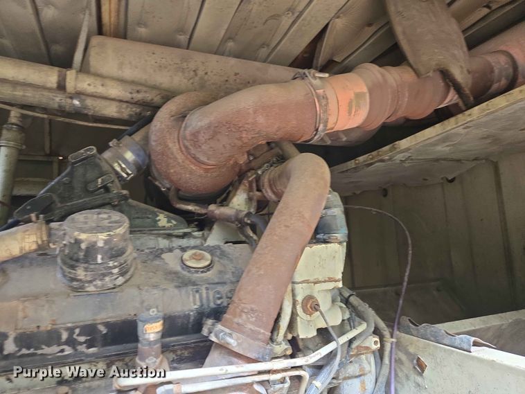 image for item ER1651 Ingersoll Rand 1600 air compressor