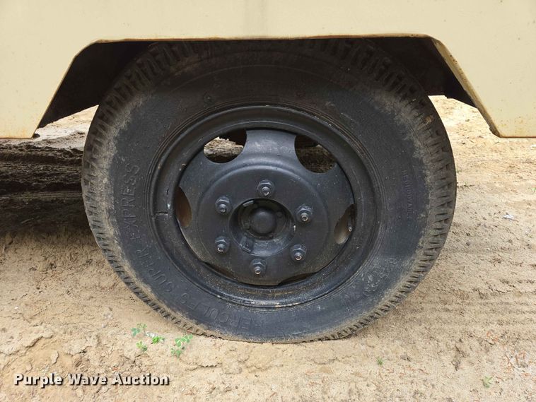 image for item ER1651 Ingersoll Rand 1600 air compressor
