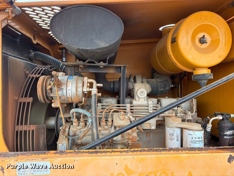 image for item ET2072 Hyundai HL740-3 wheel loader