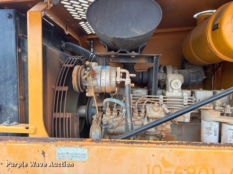 image for item ET2072 Hyundai HL740-3 wheel loader