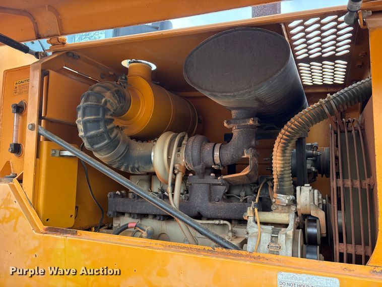 image for item ET2072 Hyundai HL740-3 wheel loader