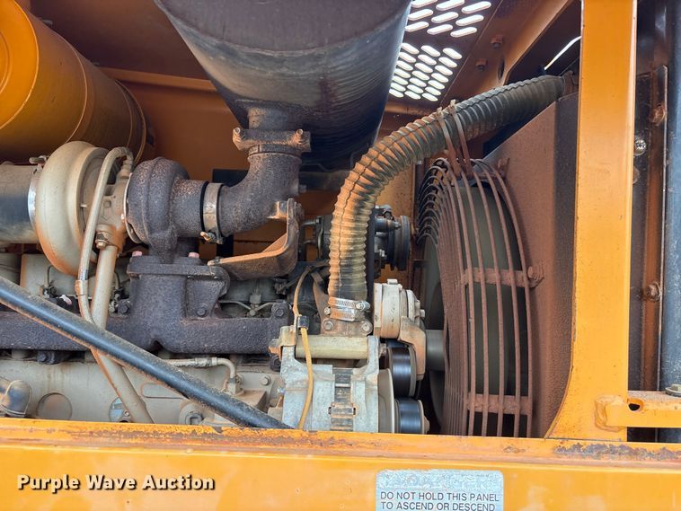 image for item ET2072 Hyundai HL740-3 wheel loader