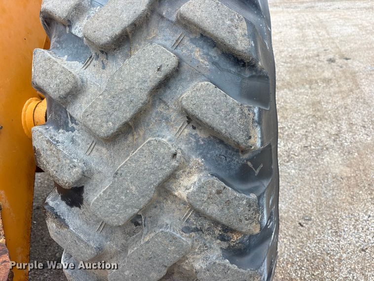 image for item ET2072 Hyundai HL740-3 wheel loader