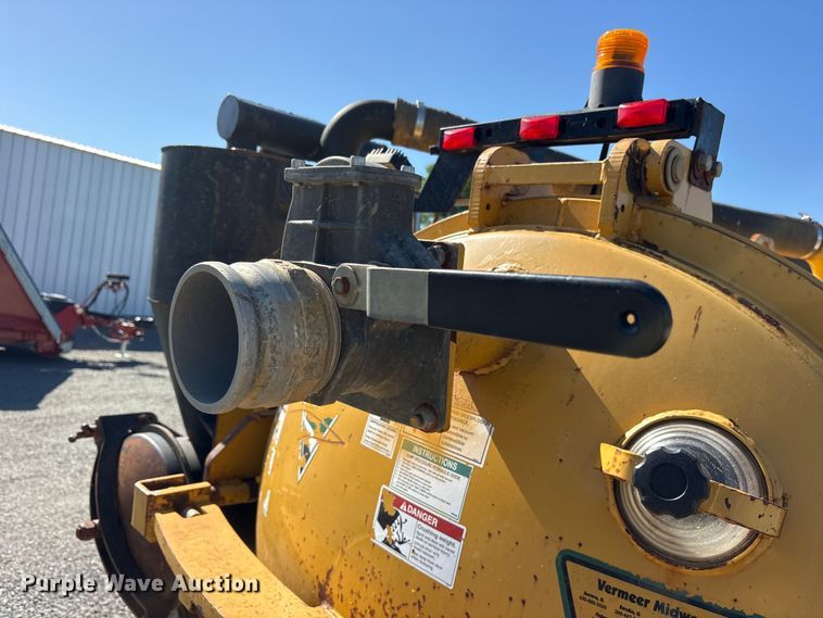 image for item ET2084 2013 Vermeer V500LE HD vacuum excavator