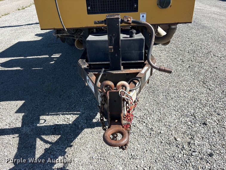 image for item ET2084 2013 Vermeer V500LE HD vacuum excavator
