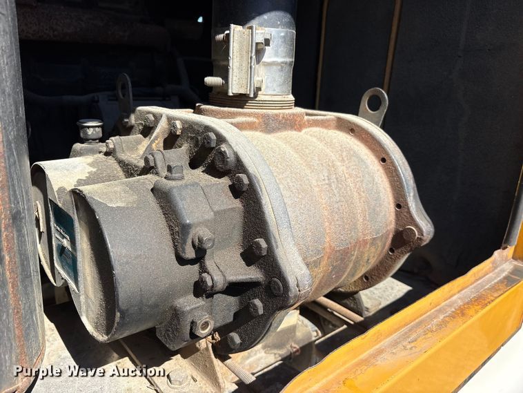 image for item ET2084 2013 Vermeer V500LE HD vacuum excavator