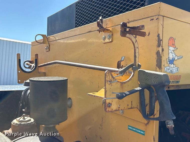 image for item ET2084 2013 Vermeer V500LE HD vacuum excavator