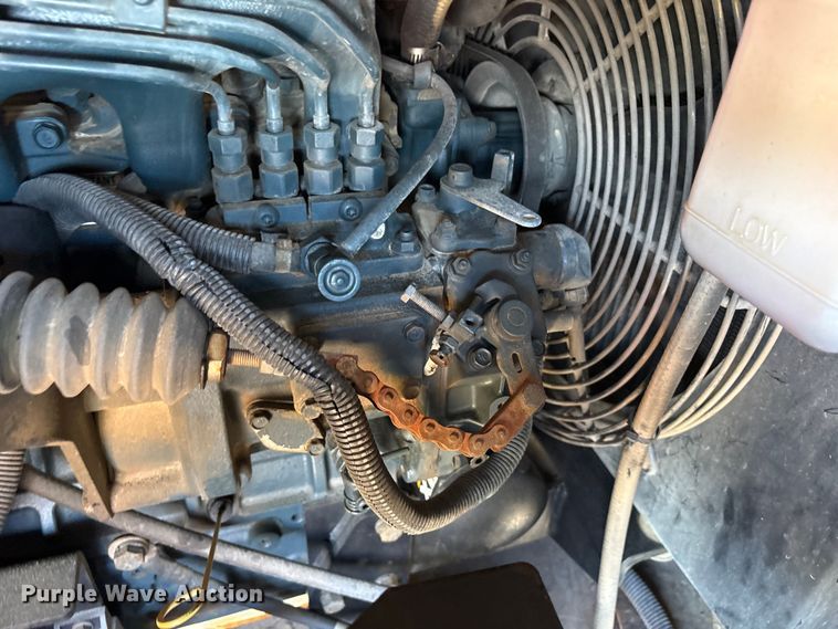 image for item ET2084 2013 Vermeer V500LE HD vacuum excavator