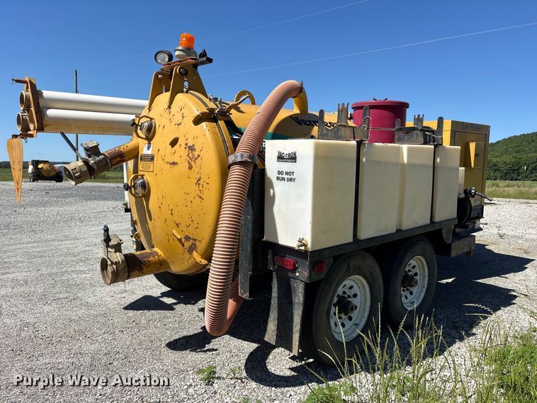 image for item ET2085 2010 Vermeer Vactron LP555SDT vacuum excavator