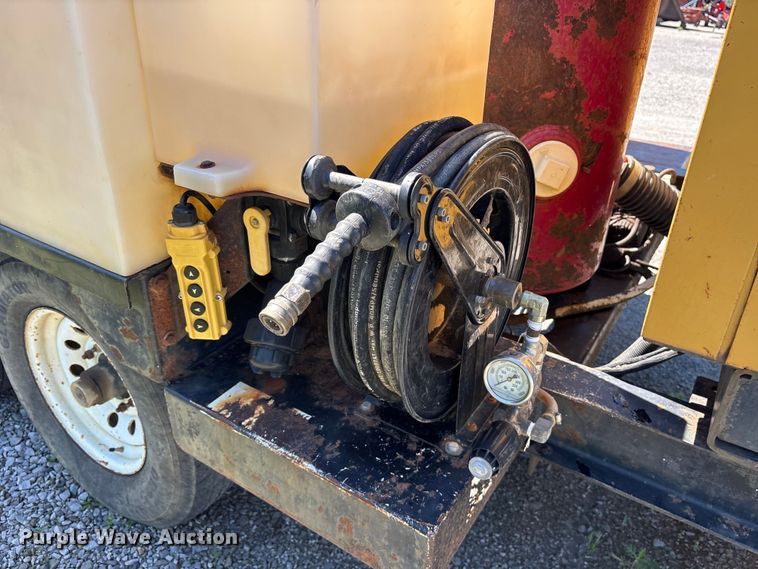 image for item ET2085 2010 Vermeer Vactron LP555SDT vacuum excavator