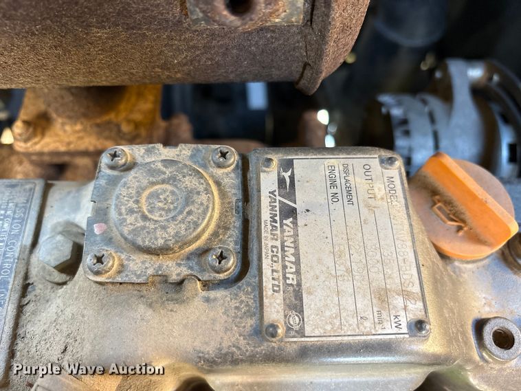 image for item ET2085 2010 Vermeer Vactron LP555SDT vacuum excavator