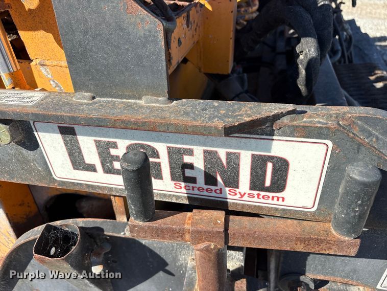 image for item ET2086 2001 LeeBoy L8560T paver