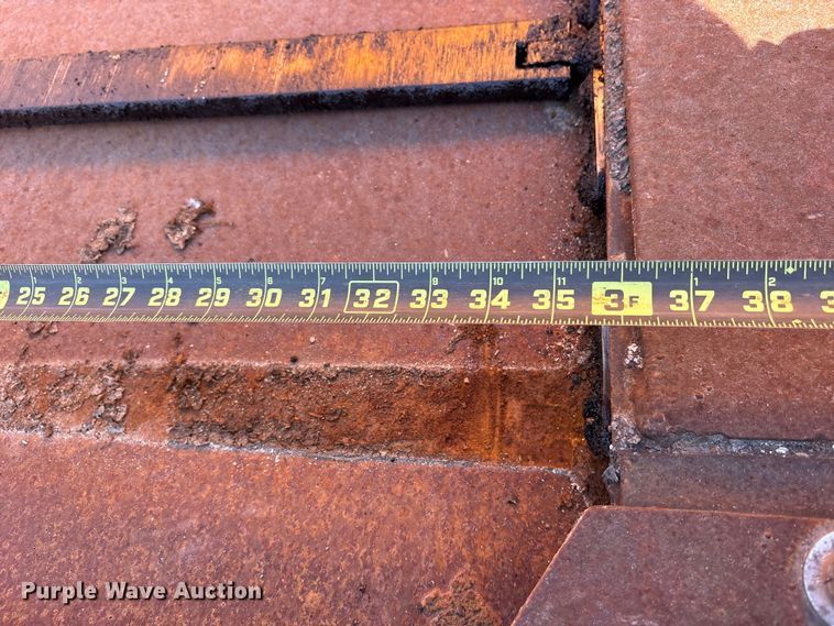image for item ET2086 2001 LeeBoy L8560T paver