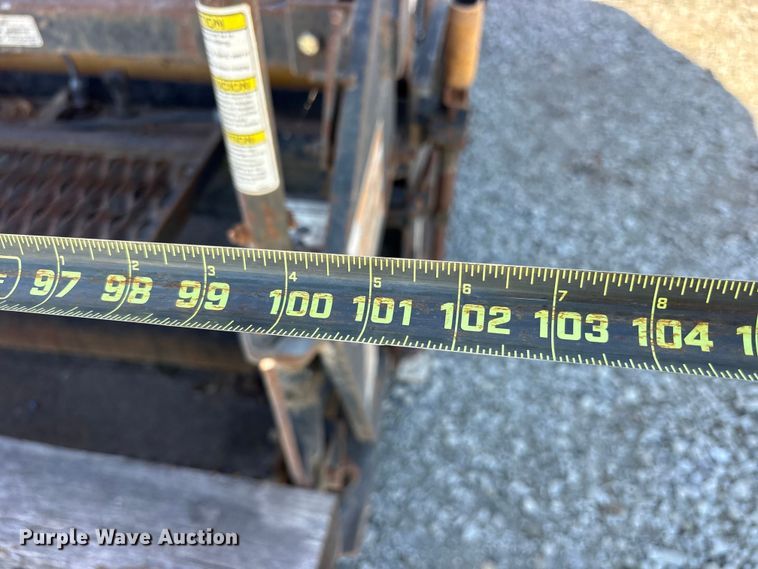 image for item ET2086 2001 LeeBoy L8560T paver