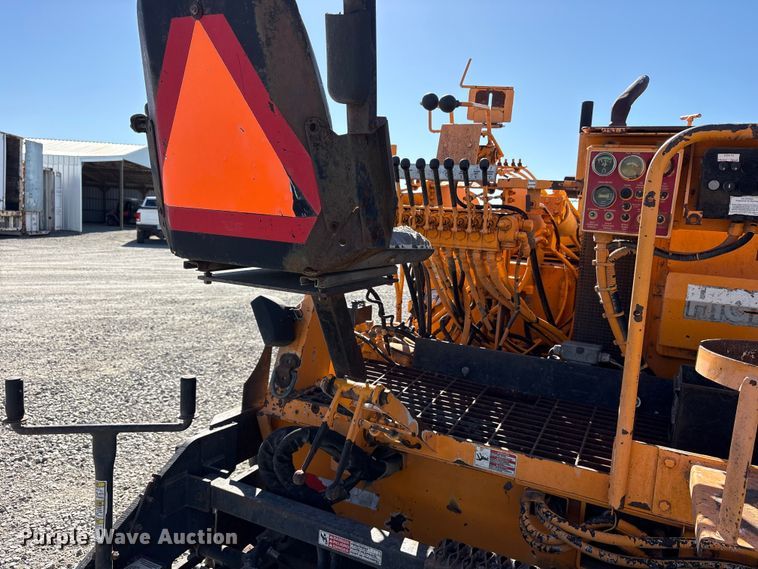 image for item ET2086 2001 LeeBoy L8560T paver